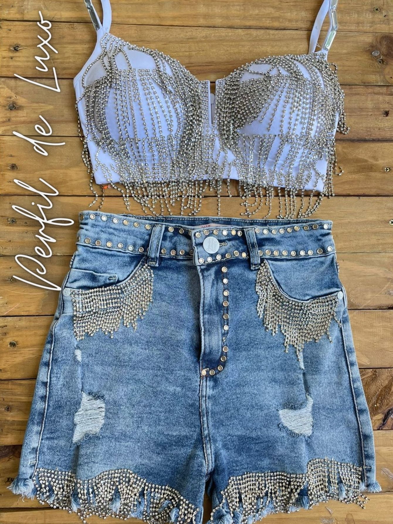 CONJUNTO CROPPED ARO DE STRASS + SHORT LYCRA STRASS DRA DAYANE 