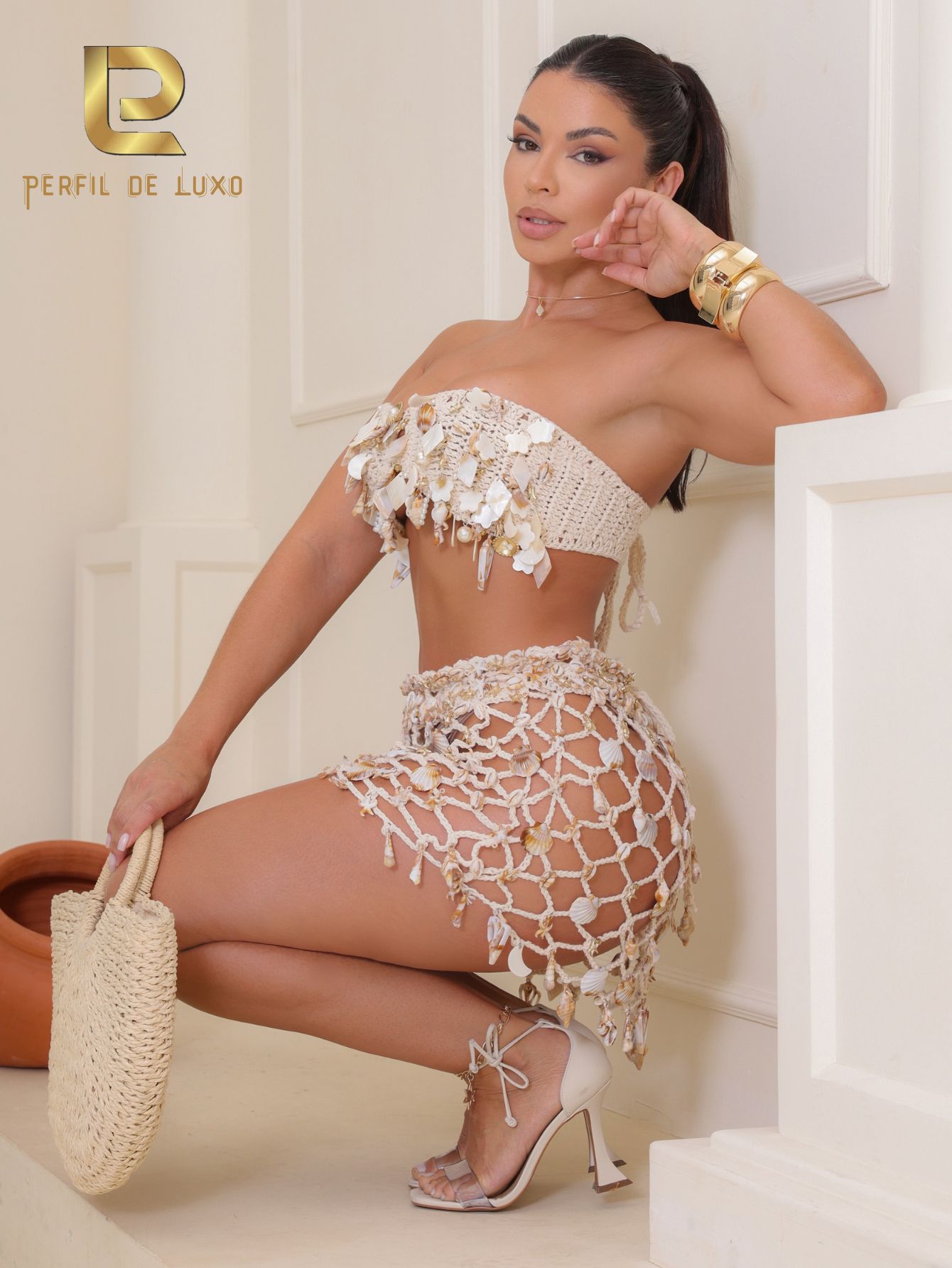 Saida de Praia Croche Mini Saia + Top de Conchas Luxo