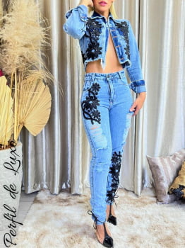 Calça Mom Jeans Fashion Feminina C/ Rosas Negras