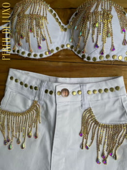 Conjunto Branco Top de Cordão +  Short de Strass Dourados